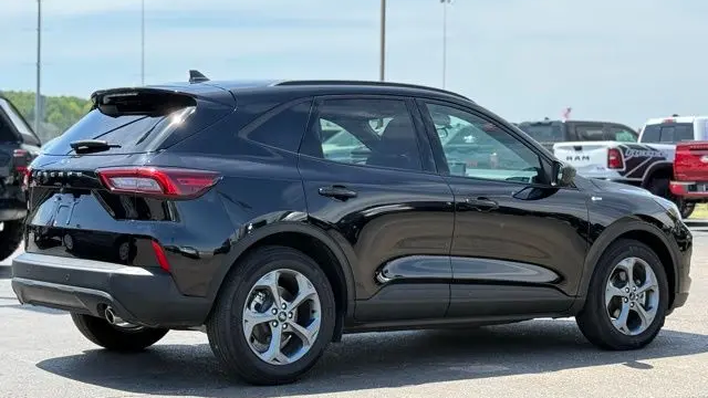 2025 Ford Escape Hybrid ST-Line