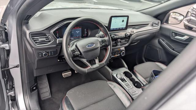 2024 Ford Escape Hybrid ST-Line