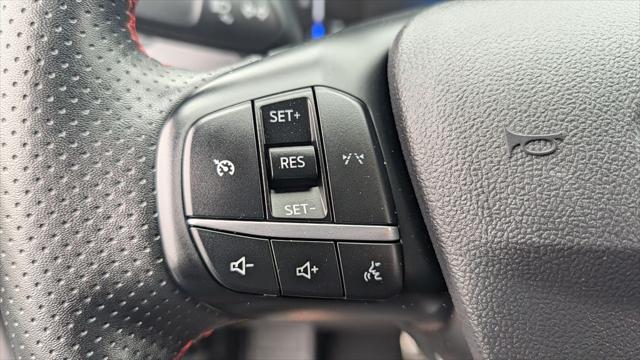 2024 Ford Escape Hybrid ST-Line