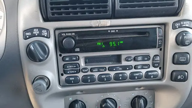 2001 Ford Explorer Sport Base