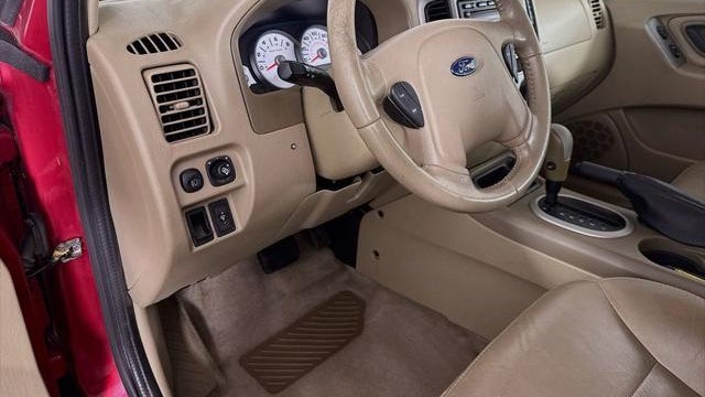 2005 Ford Escape XLT