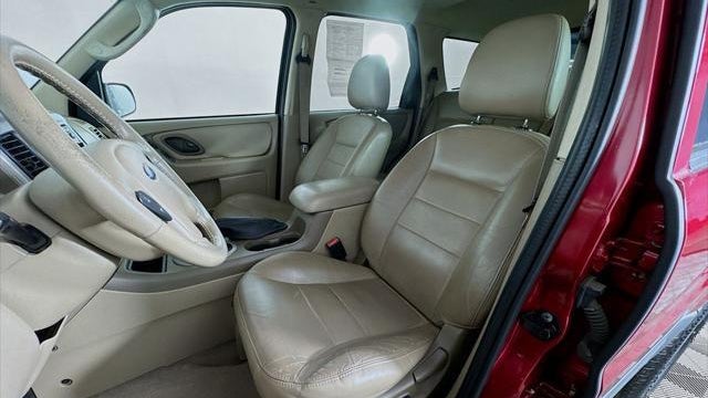 2005 Ford Escape XLT