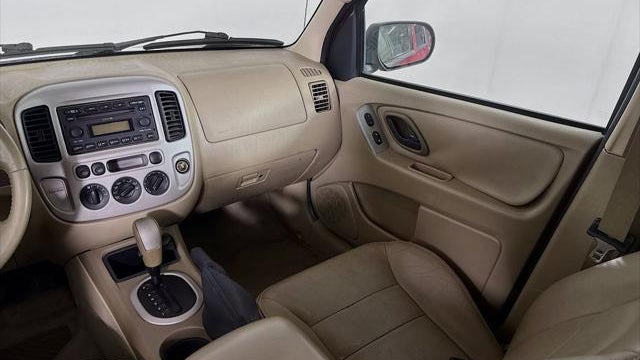 2005 Ford Escape XLT