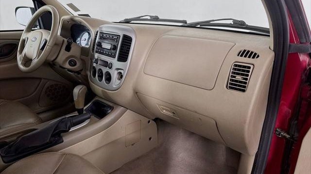 2005 Ford Escape XLT