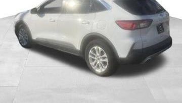 2021 Ford Escape Hybrid SE