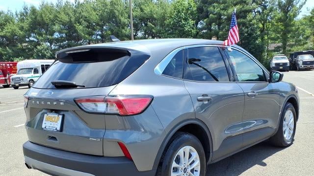 2022 Ford Escape Hybrid SE