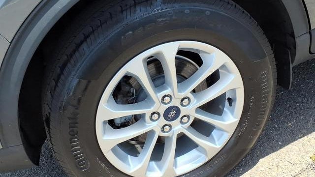 2022 Ford Escape Hybrid SE