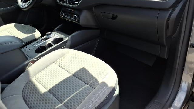2022 Ford Escape Hybrid SE