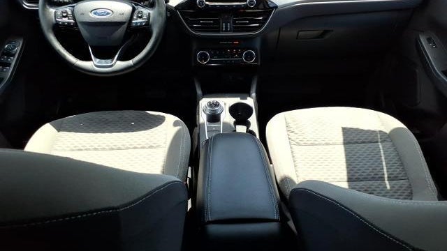 2022 Ford Escape Hybrid SE