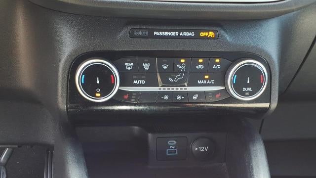 2022 Ford Escape Hybrid SE