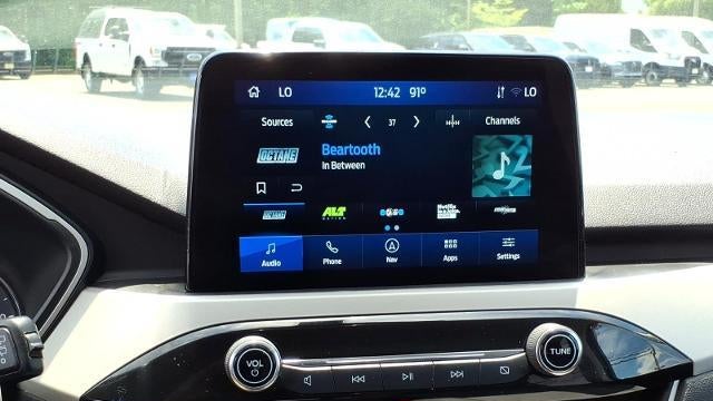2022 Ford Escape Hybrid SE
