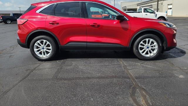 2022 Ford Escape Hybrid SE