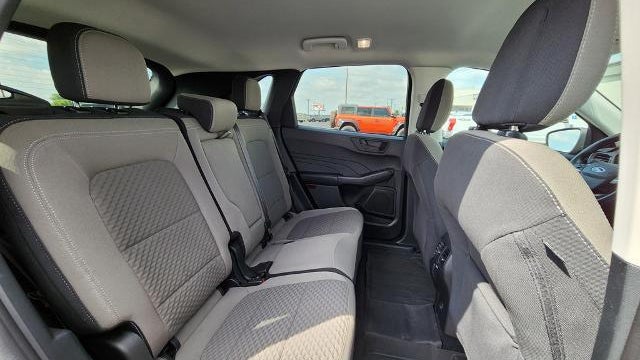 2022 Ford Escape Hybrid SE