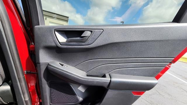 2022 Ford Escape Hybrid SE