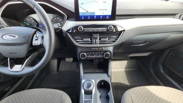 2022 Ford Escape Hybrid SE