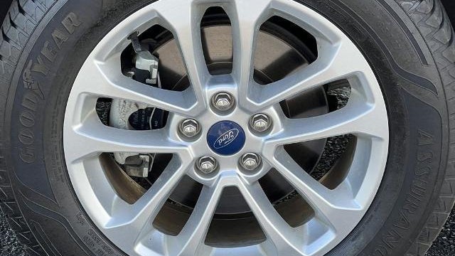 2022 Ford Escape Hybrid SE