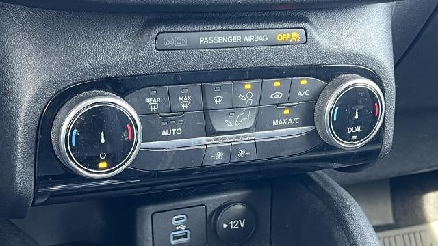 2022 Ford Escape Hybrid SE