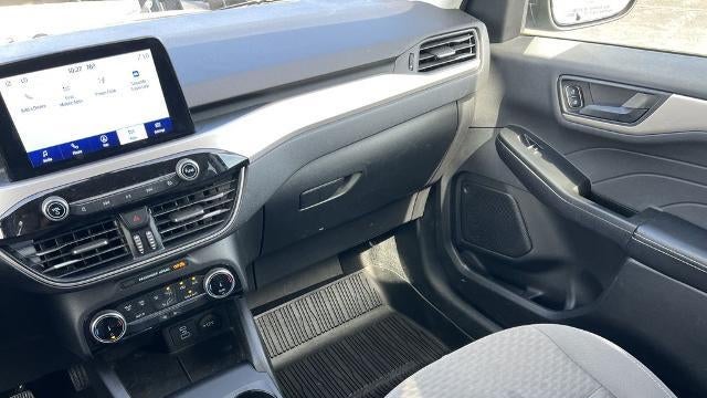 2022 Ford Escape Hybrid SE