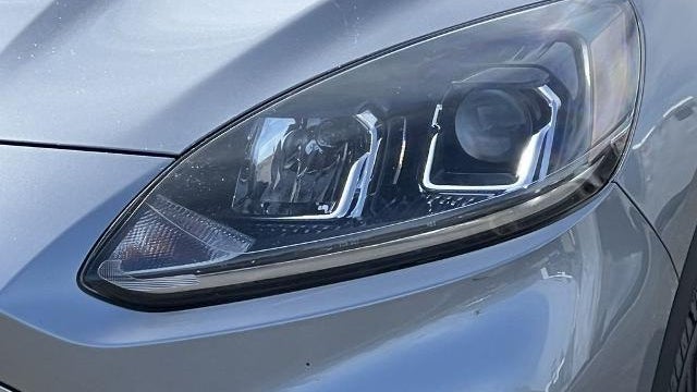 2022 Ford Escape Hybrid SE