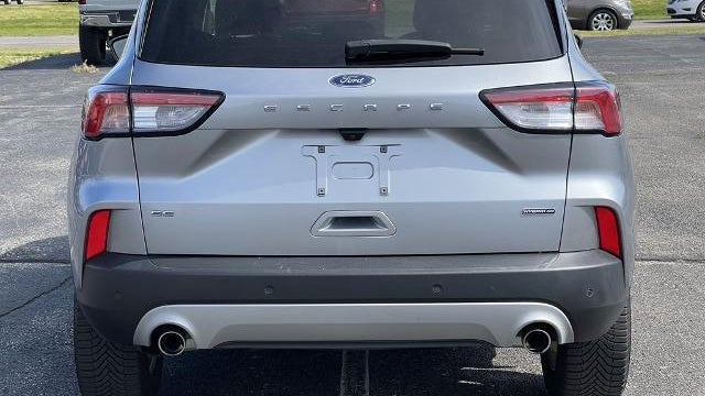 2022 Ford Escape Hybrid SE