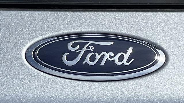 2022 Ford Escape Hybrid SE