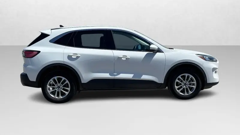 2021 Ford Escape Hybrid SE