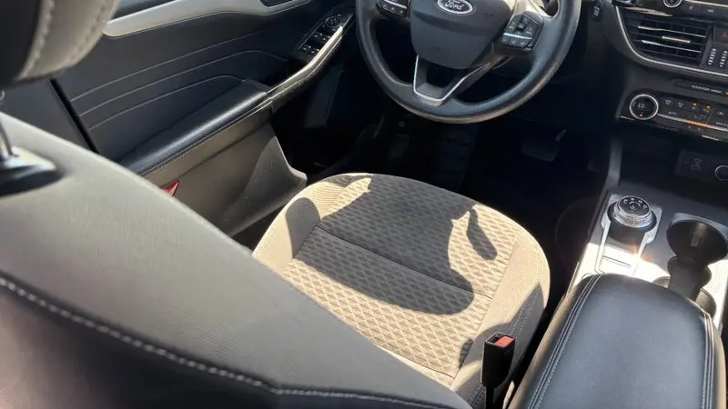 2021 Ford Escape Hybrid SE