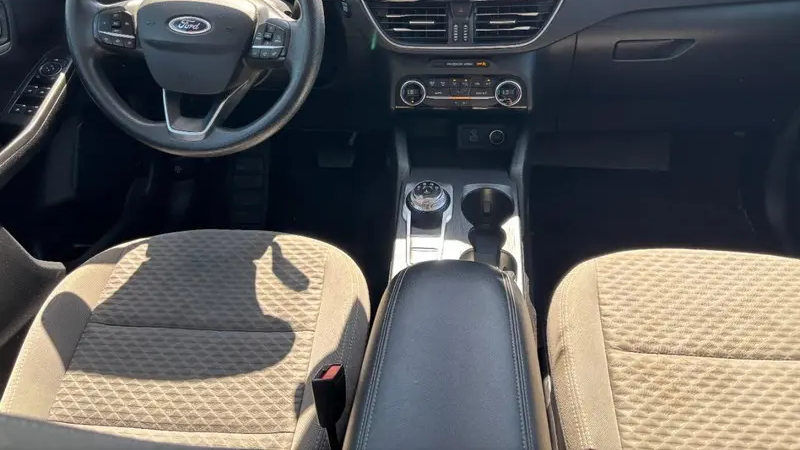 2021 Ford Escape Hybrid SE