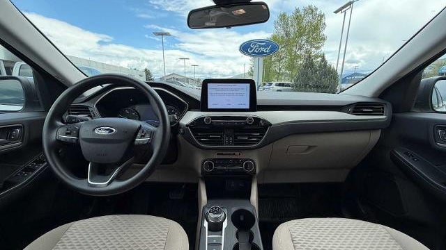 2022 Ford Escape Hybrid SE