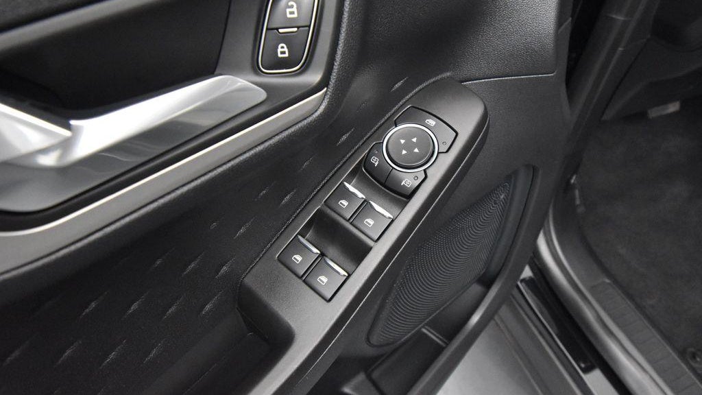 2020 Ford Escape Hybrid SE Sport