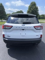 2022 Escape Hybrid Thumbnail 3