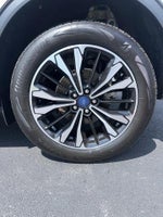 2022 Escape Hybrid Thumbnail 24