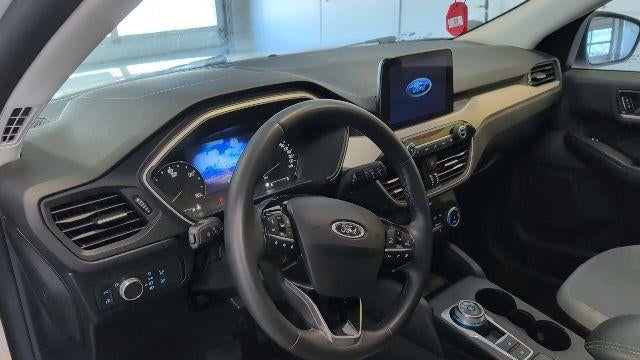 2022 Ford Escape Hybrid SE