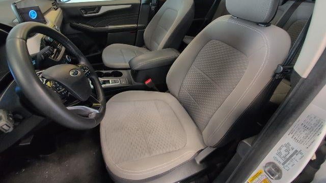 2022 Ford Escape Hybrid SE