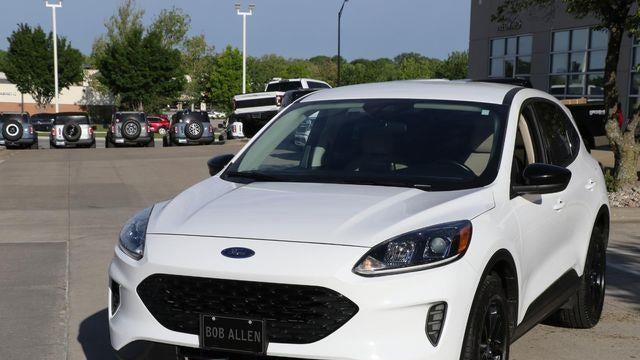 2020 Ford Escape Hybrid SE Sport