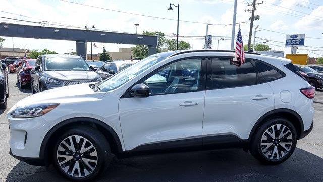 2020 Ford Escape Hybrid SE Sport