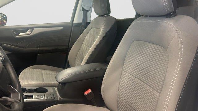 2021 Ford Escape Hybrid SE