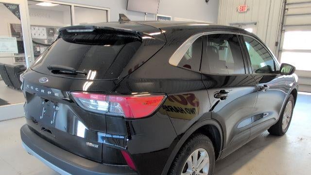 2022 Ford Escape Hybrid SE
