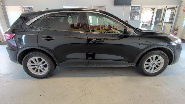 2022 Ford Escape Hybrid SE