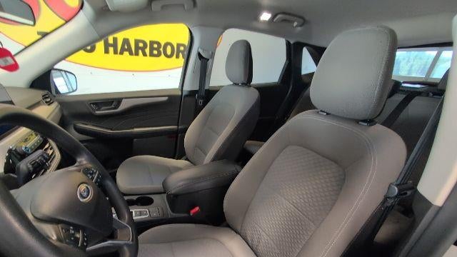 2022 Ford Escape Hybrid SE