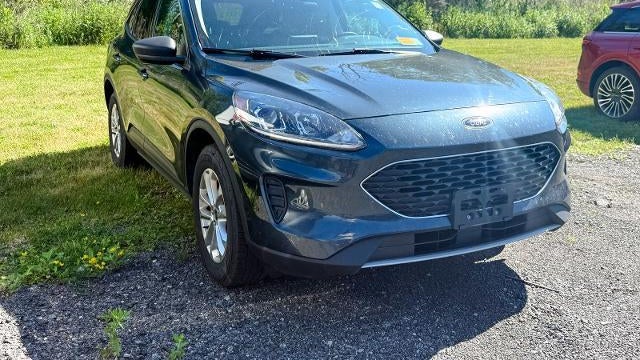 2022 Ford Escape Hybrid SE