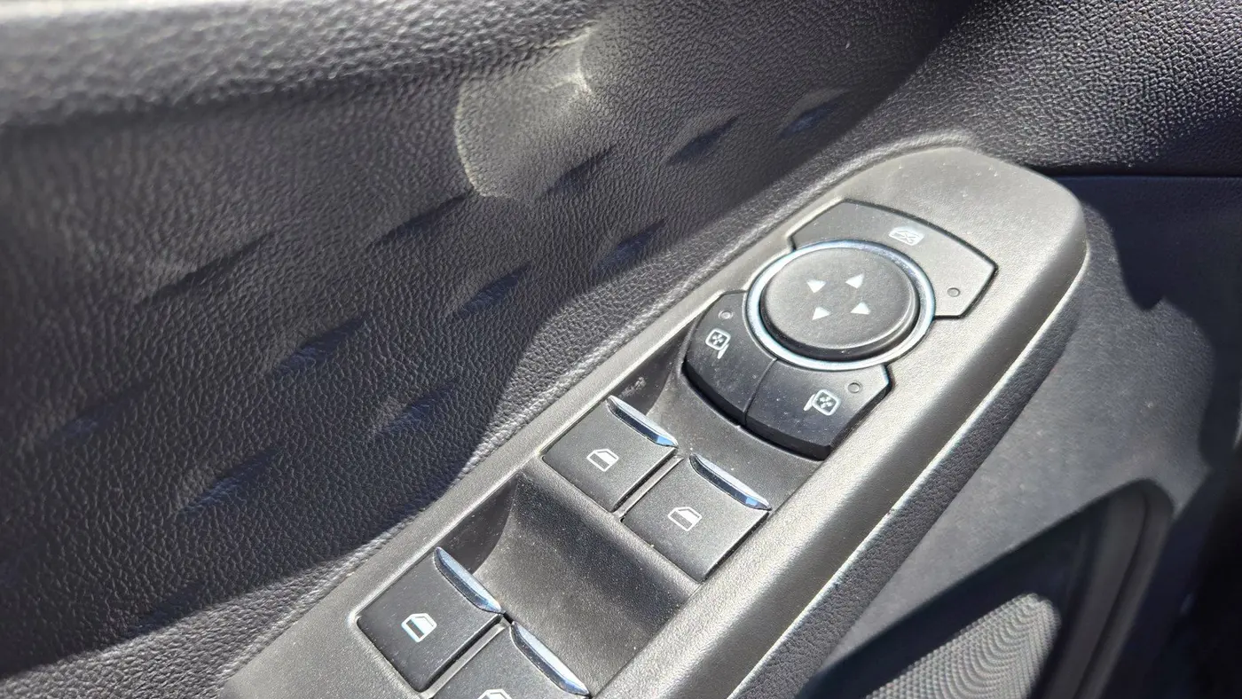 2020 Ford Escape Hybrid SE Sport
