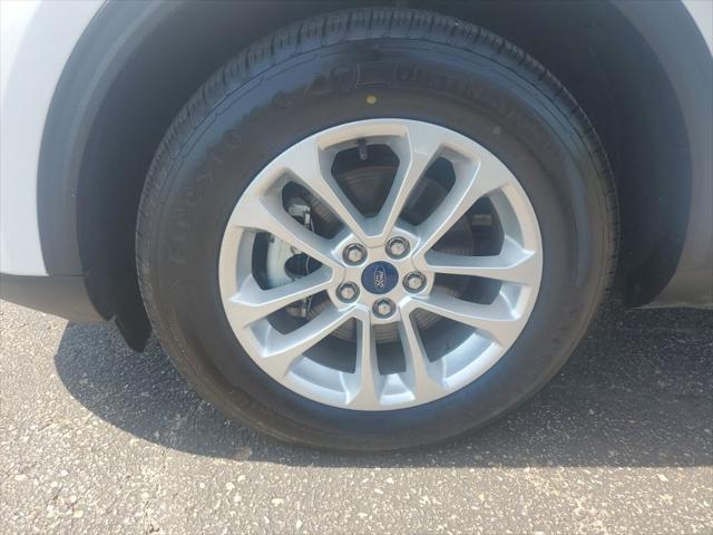 2022 Ford Escape - $16,699