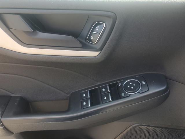 2022 Ford Escape - $16,699