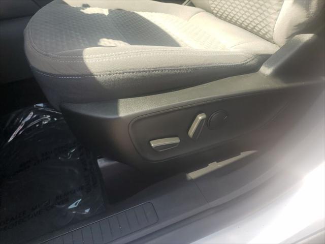 2022 Ford Escape - $16,699