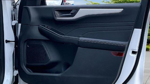 2022 Ford Escape Hybrid SE