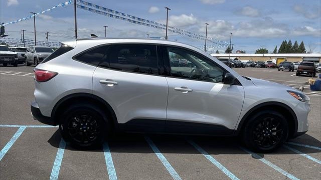 2020 Ford Escape Hybrid SE Sport