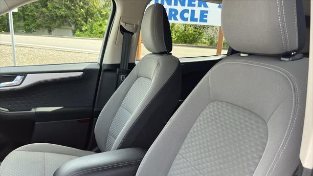 2020 Ford Escape Hybrid SE Sport