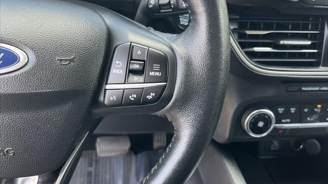 2020 Ford Escape Hybrid SE Sport