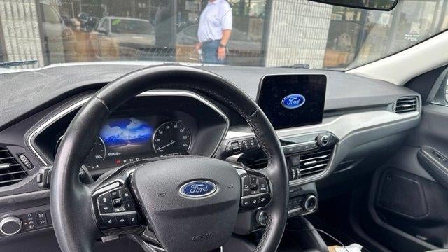 2022 Ford Escape Hybrid SE